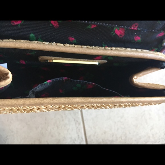 Straw Flower Purse - Picture 8 of 8